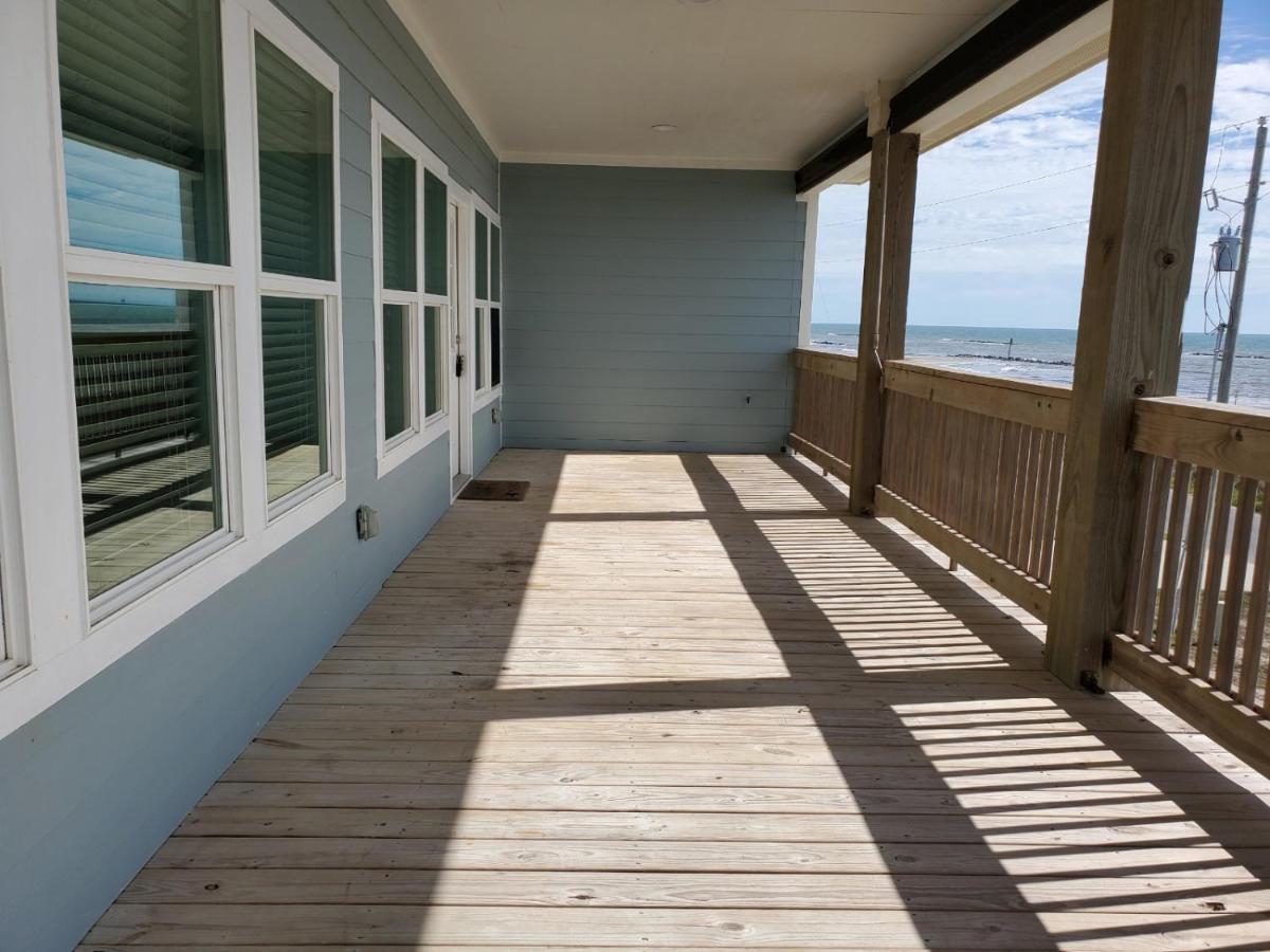 Oceanfront Home Near Hollybeach Cameron Екстериор снимка